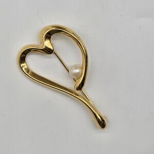 Gold Tone HEART Lapel Pin Brooch Faux Pearl Open Swirl Design Love Valentine's